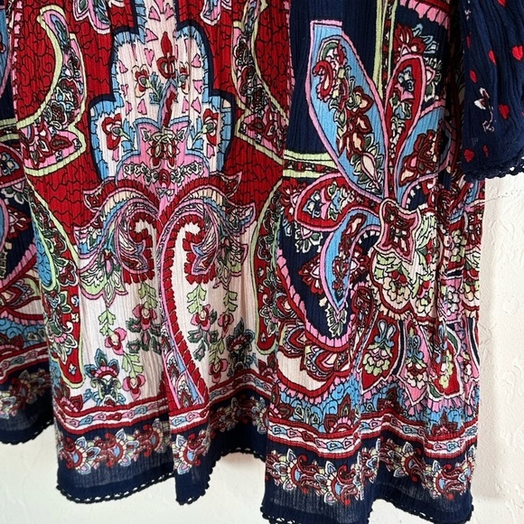 Bila Boho Navy & Pink/Red Paisley Print Blouse with Cut Out Shoulders Sz Lg - Picture 2 of 13